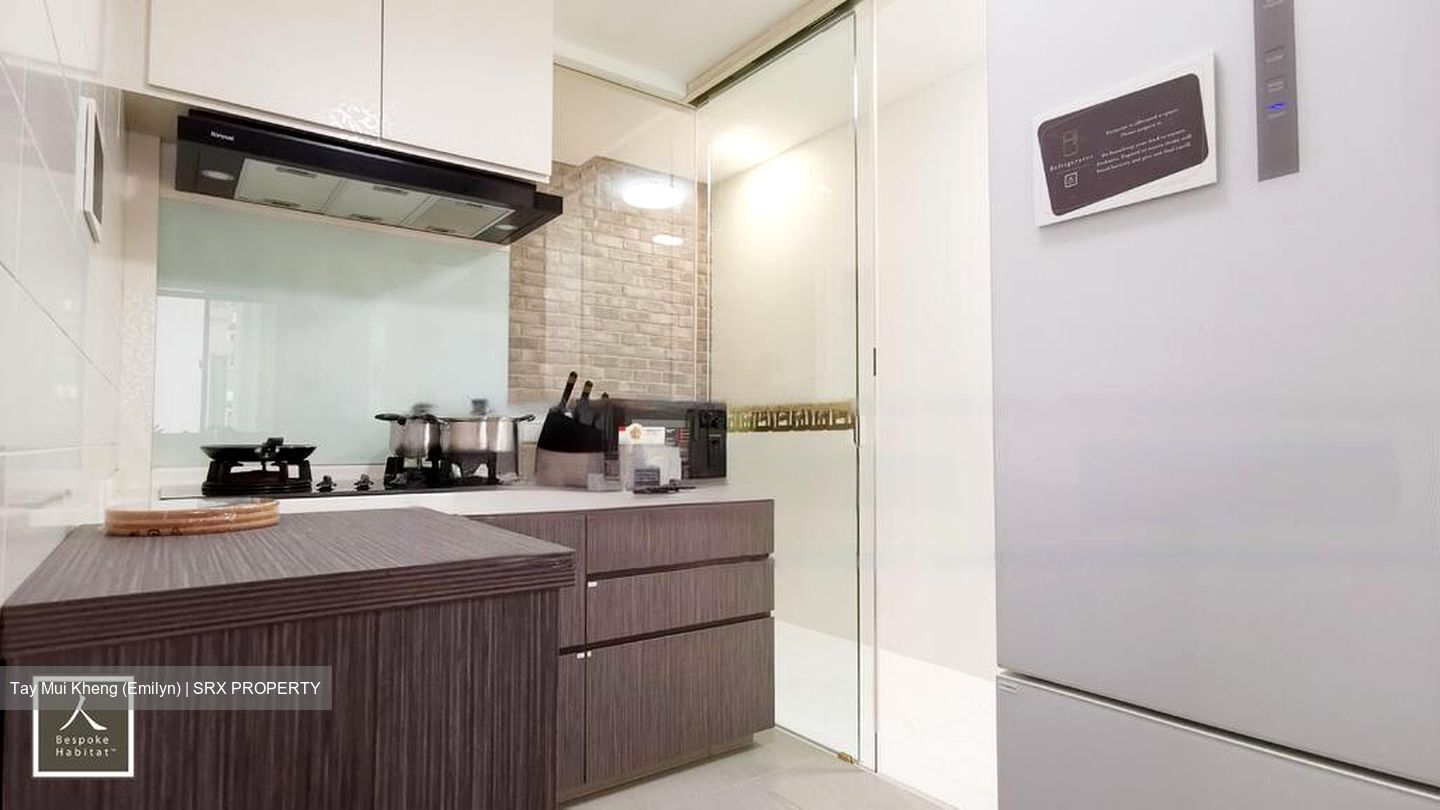 The Lakeshore (D22), Condominium #496626161